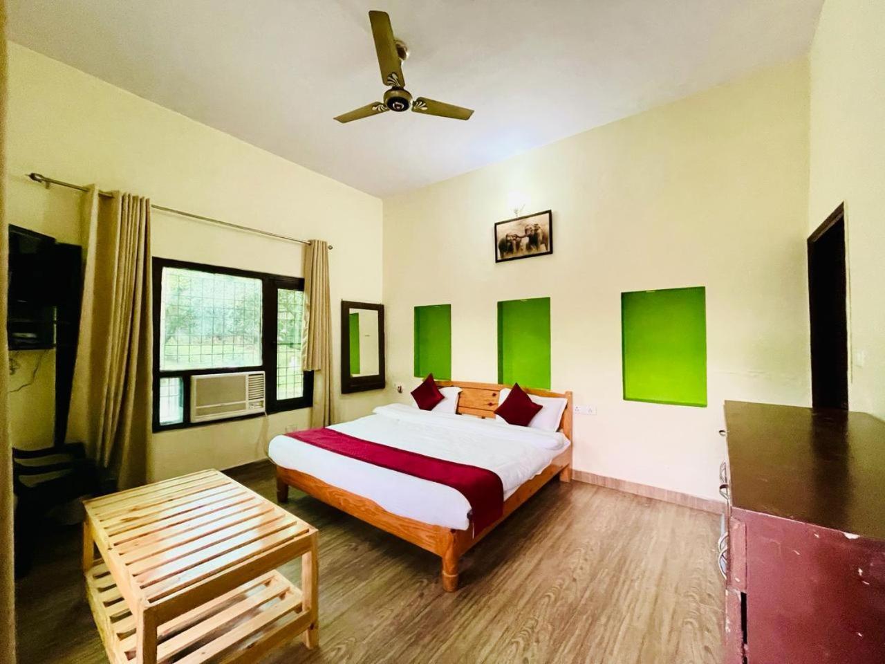 Karans Corbett Motel Rāmnagar Buitenkant foto