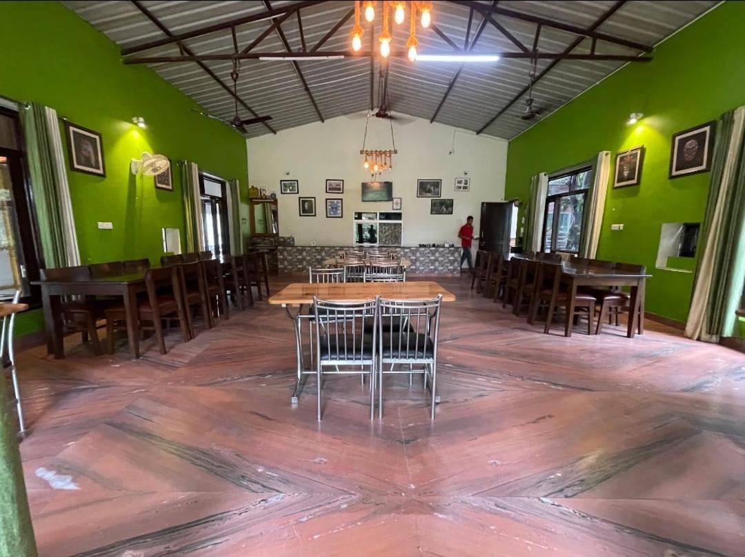 Karans Corbett Motel Rāmnagar Buitenkant foto