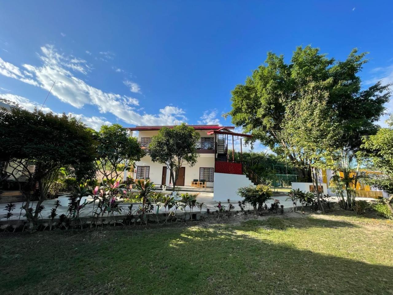 Karans Corbett Motel Rāmnagar Buitenkant foto